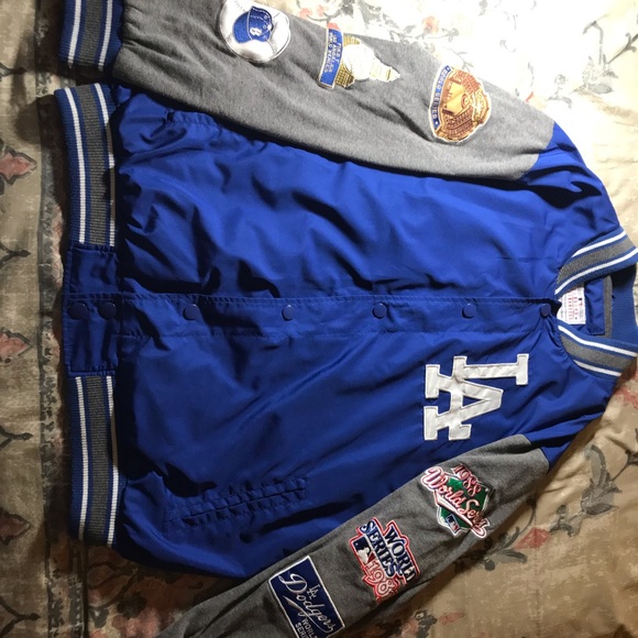 La Dodgers wold series commemorative jacket - Picture 7 of 8
